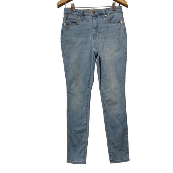 Universal Thread High Rise Skinny Jeans Women's 6/28R Blue Light Wash - Picture 1 of 7